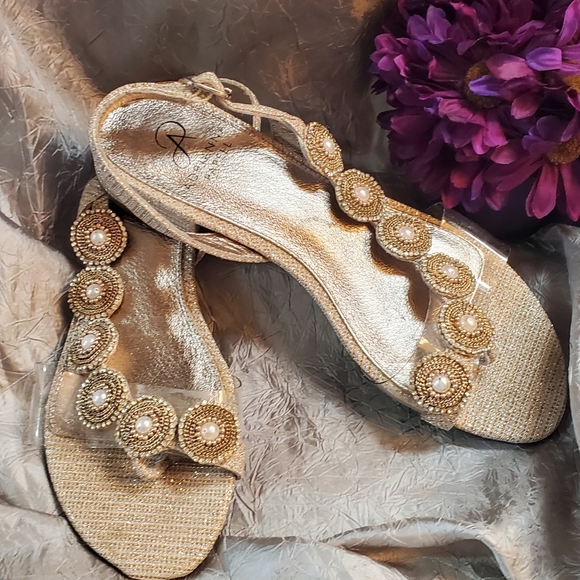 Adrianna Papel gold sparkling sandals size 7.5 - Picture 10 of 11